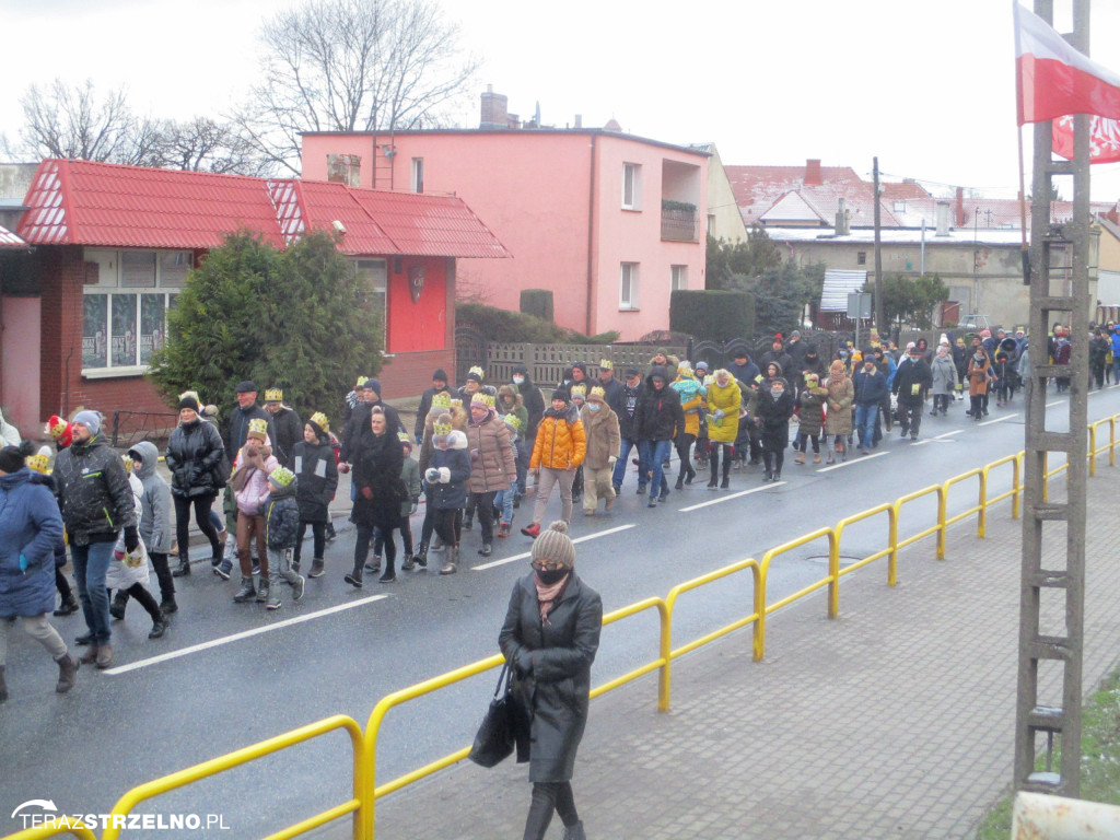 Ulicami Strzelna przeszedł orszak Trzech Króli