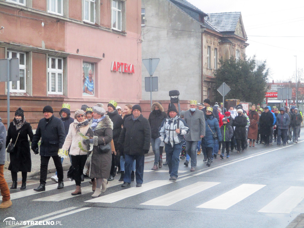 Ulicami Strzelna przeszedł orszak Trzech Króli