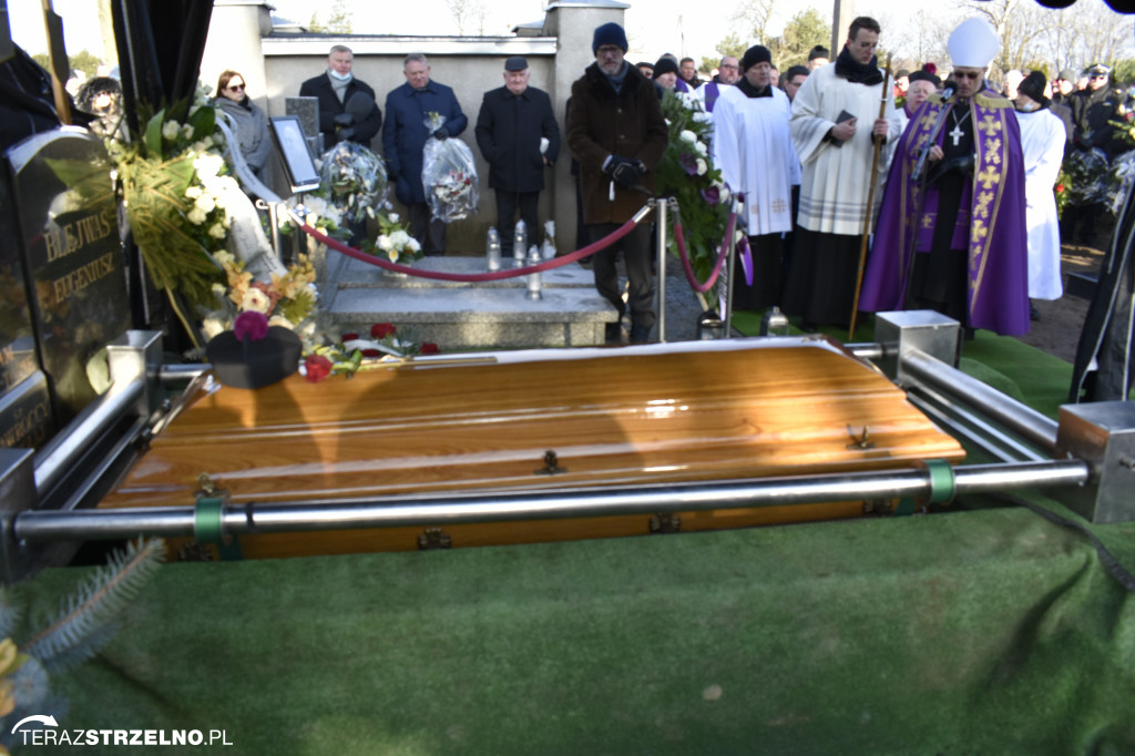 Uroczystości pogrzebowe ks. kan. Ottona Szymków w Łopiennie
