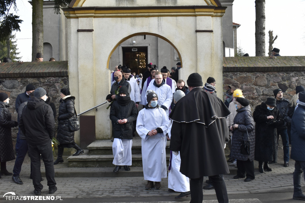 Uroczystości pogrzebowe ks. kan. Ottona Szymków w Łopiennie