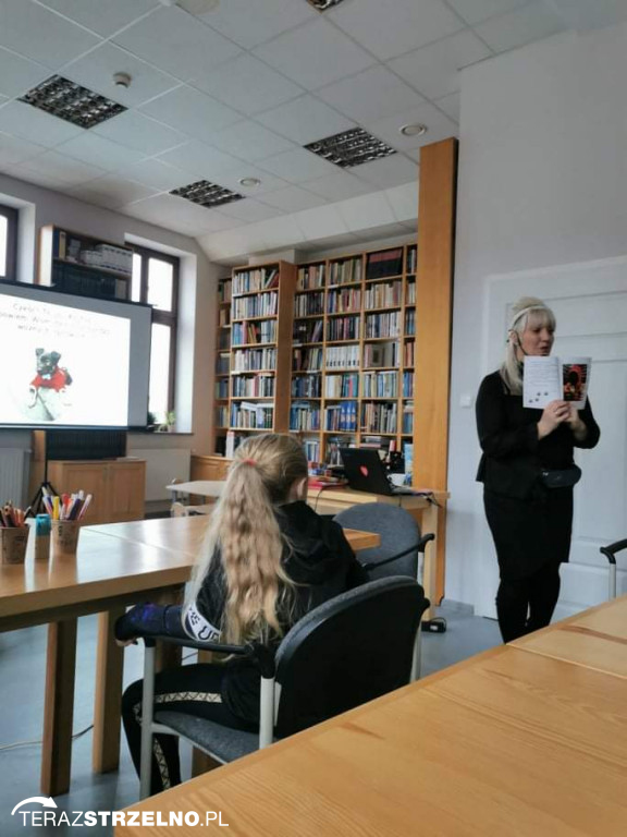Zimowe ferie z biblioteką w Strzelnie