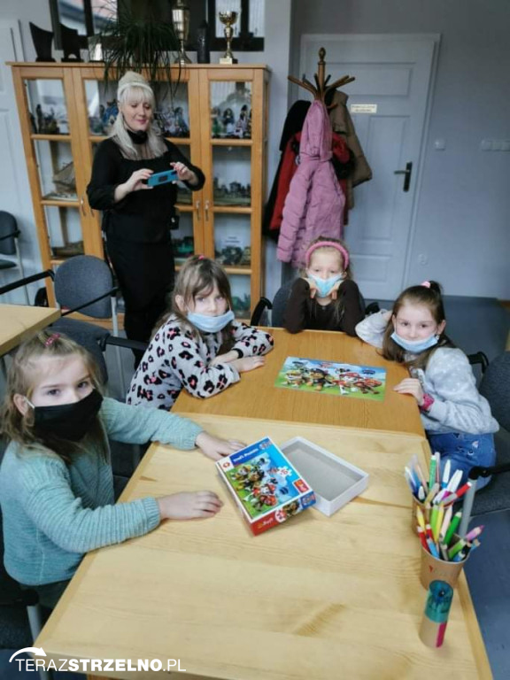 Zimowe ferie z biblioteką w Strzelnie