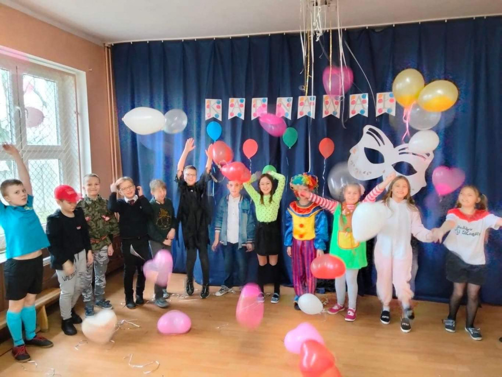 Przedszkolny Bal Piracki i szkolny bal karnawałowy w Markowicach