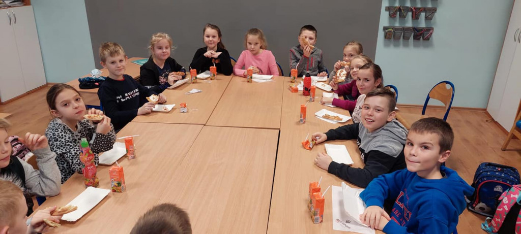 Dzień pizzy w SP im. G. Zielińskiego w Markowicach