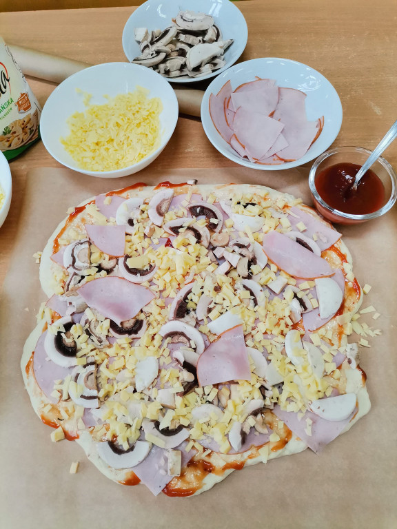 Dzień Pizzy w ZSP im. A. A. Michelsona w Strzelnie