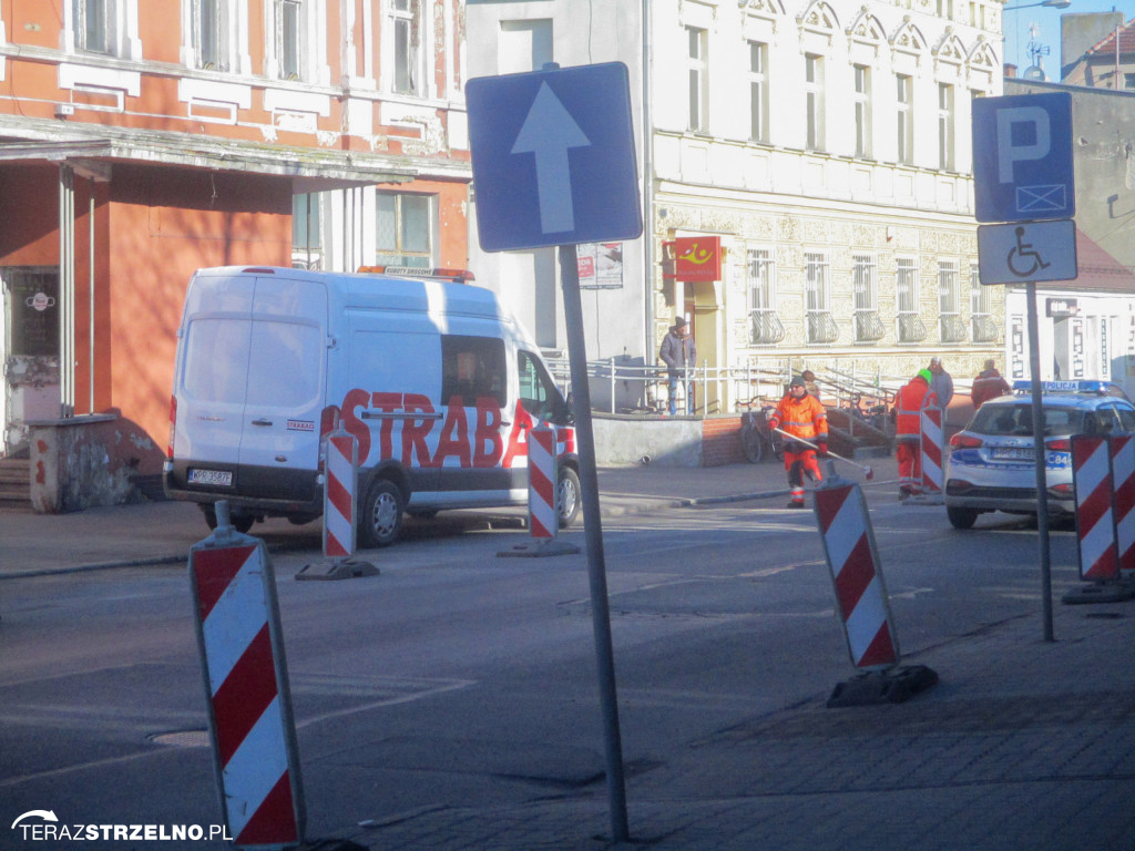 Pierwszy dzień budowy rond za nami