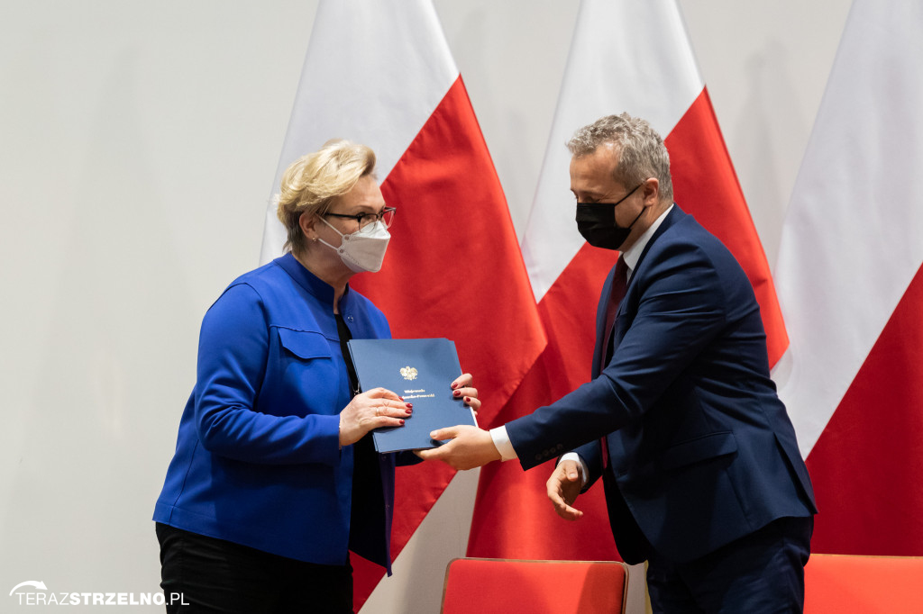 Szpital w Mogilnie z dotacją. Wojewoda podpisał umowę