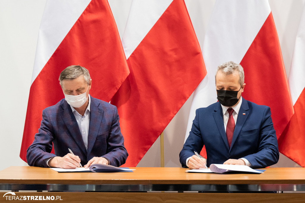 Szpital w Mogilnie z dotacją. Wojewoda podpisał umowę