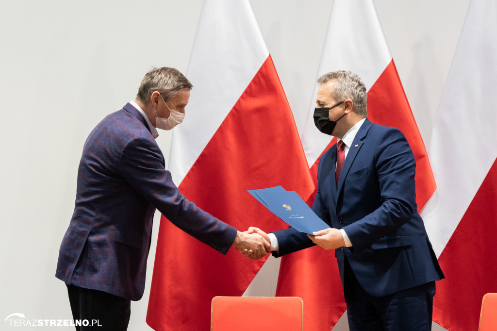 Szpital w Mogilnie z dotacją. Wojewoda podpisał umowę