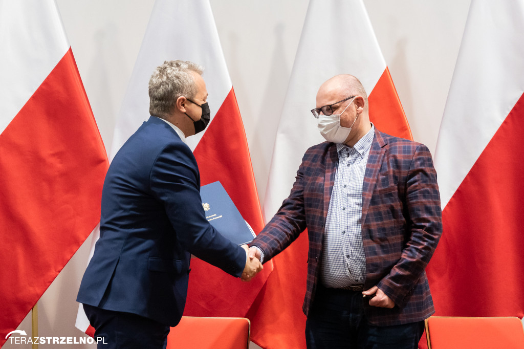 Szpital w Mogilnie z dotacją. Wojewoda podpisał umowę