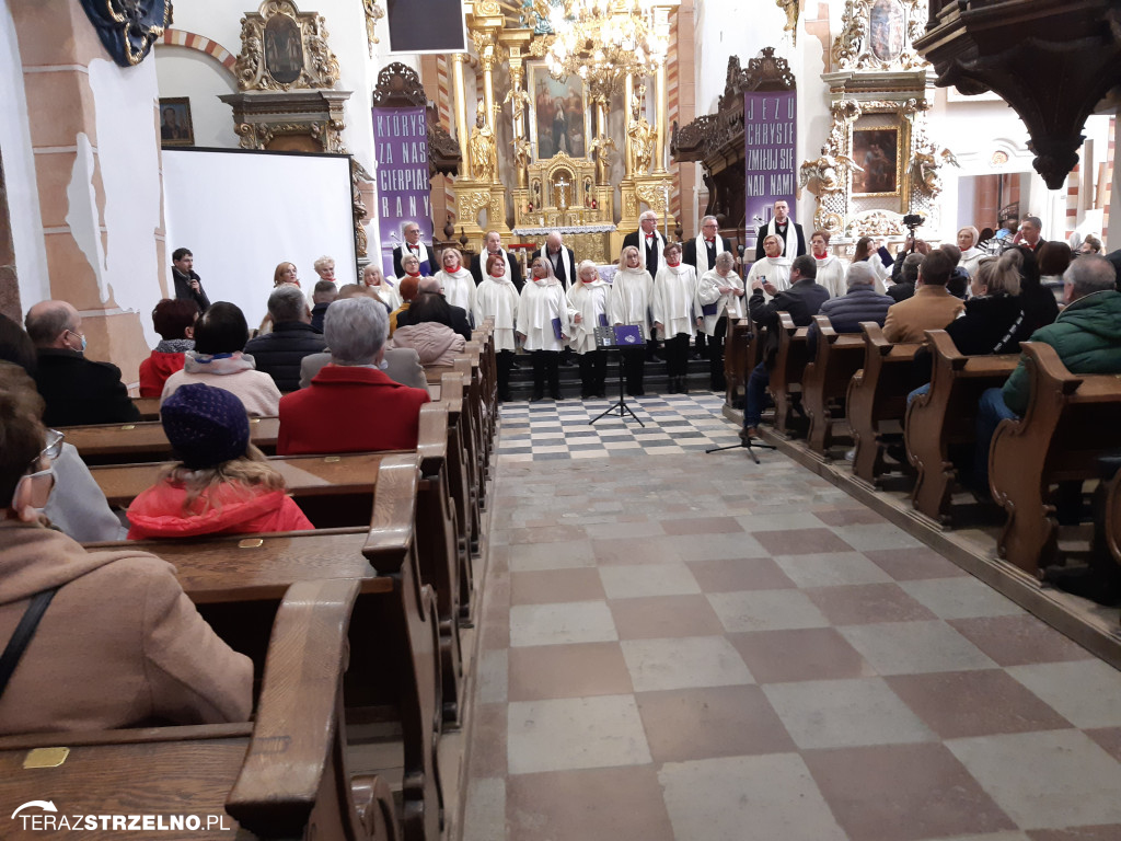 Promocja książki i koncert w Bazylice Św. Trójcy w Strzelnie