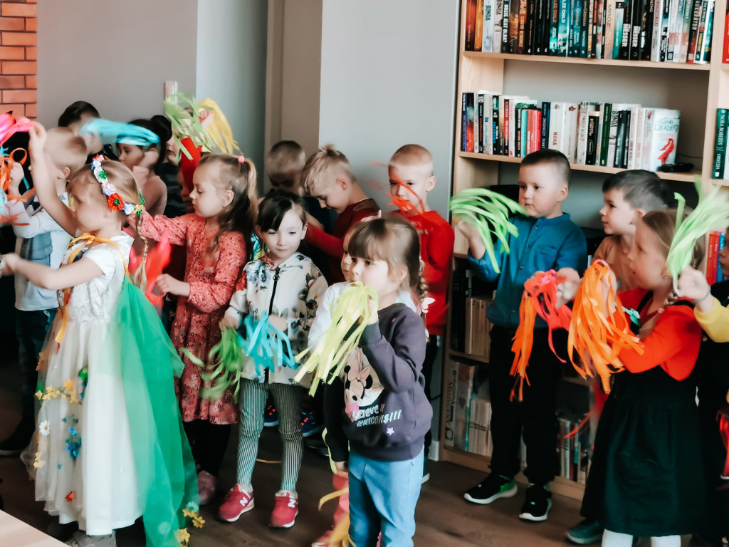 Do Klubu Seniora w Strzelnie zawitała Pani Wiosna