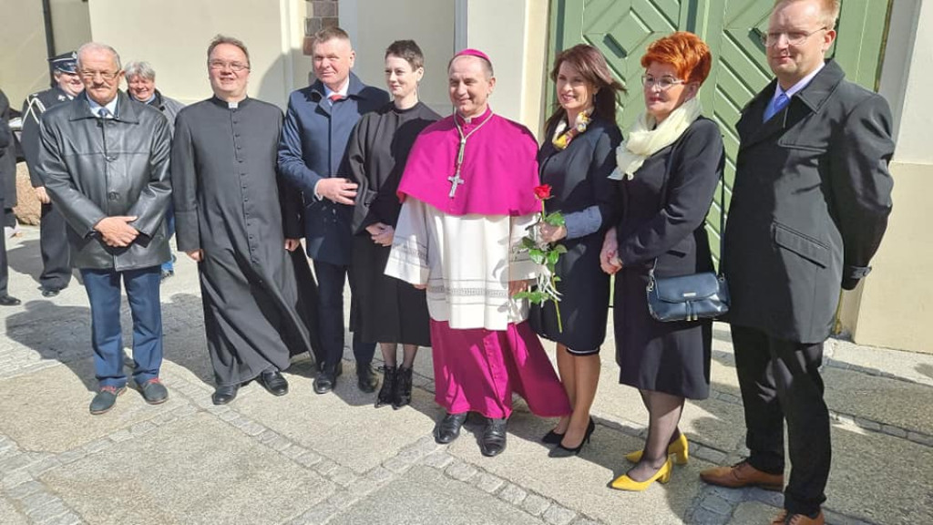 Wprowadzenie ks. Krzysztofa w urząd proboszcza w strzeleńskiej świątyni