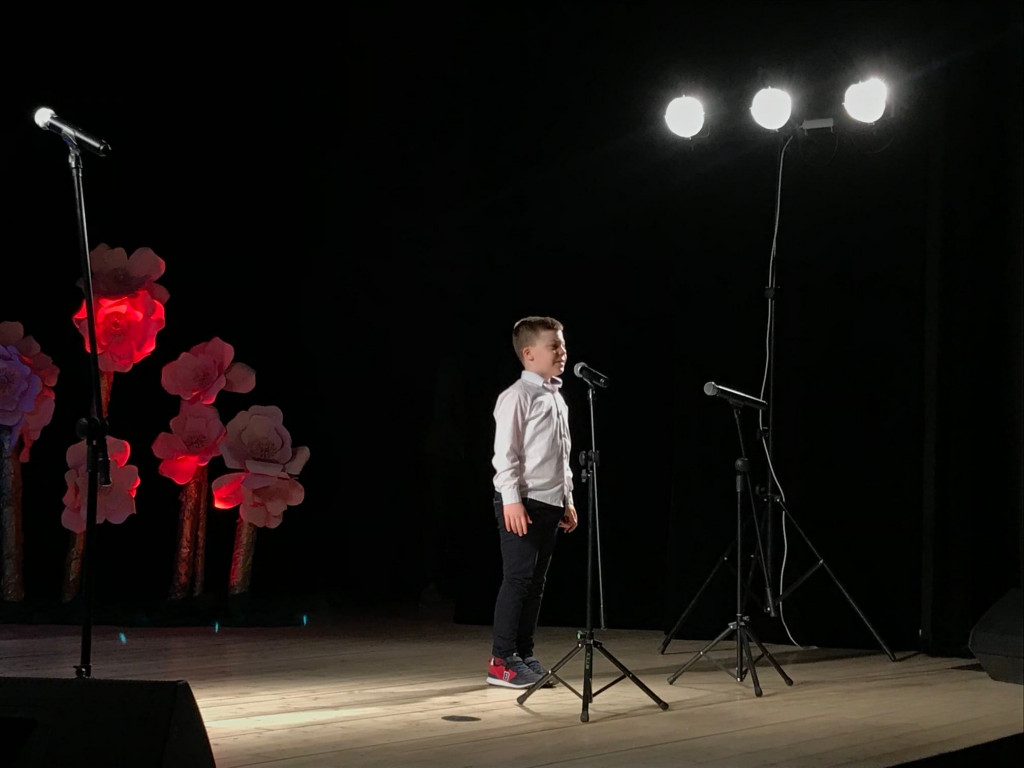 Fotorelacja z Koncertu Laureatów Gminnego Konkursu Recytatorskiego 