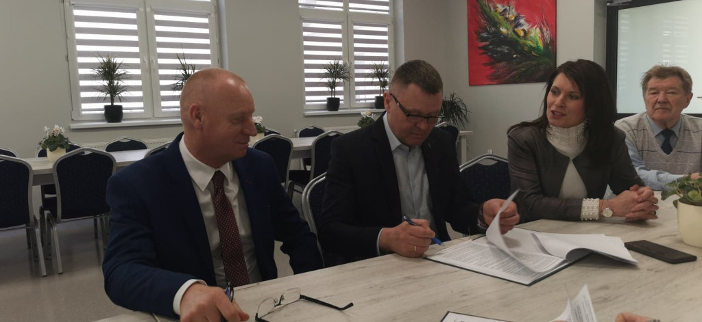 Podpisanie umowy na przebudowę ul. Kościuszki