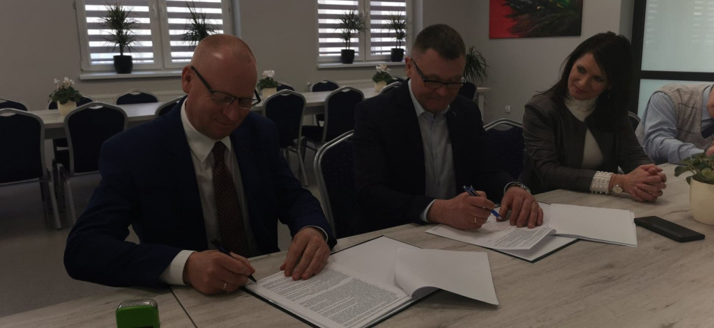 Podpisanie umowy na przebudowę ul. Kościuszki