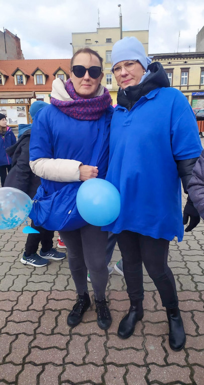 Przemarsz ulicami Strzelna z okazji Światowego Dnia Świadomości Autyzmu