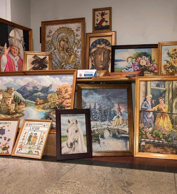 Piękne rękodzieła podopiecznych ŚDS na wystawie w Toruniu