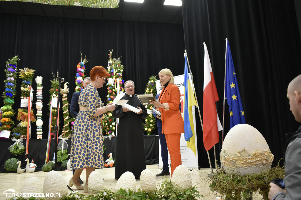 Niedziela Palmowa i Powiatowa Wystawa Stołów Wielkanocnych w Strzelnie