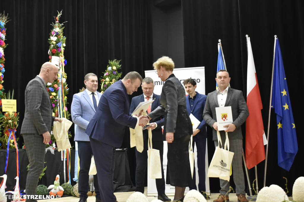 Niedziela Palmowa i Powiatowa Wystawa Stołów Wielkanocnych w Strzelnie