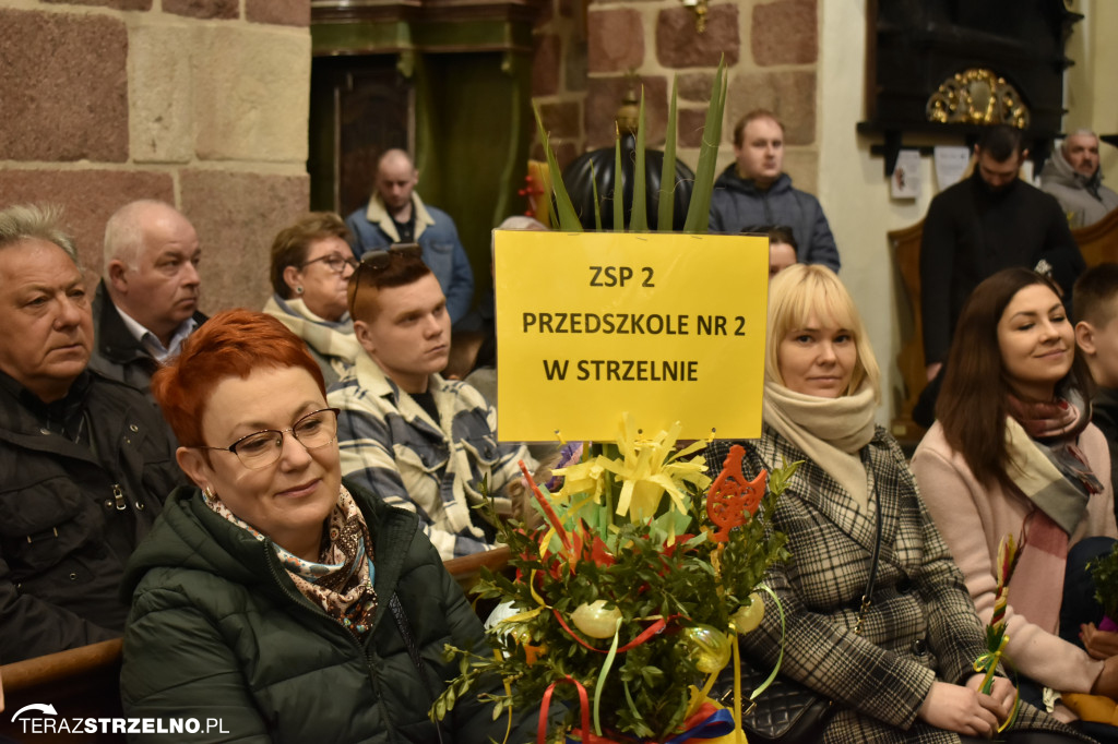 Niedziela Palmowa i Powiatowa Wystawa Stołów Wielkanocnych w Strzelnie