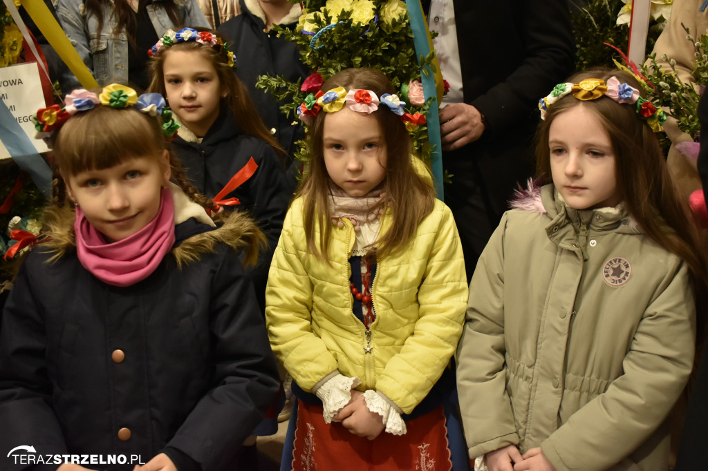 Niedziela Palmowa i Powiatowa Wystawa Stołów Wielkanocnych w Strzelnie