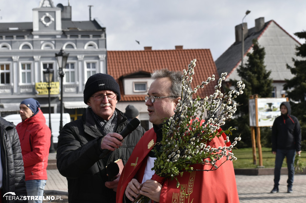 Niedziela Palmowa i Powiatowa Wystawa Stołów Wielkanocnych w Strzelnie