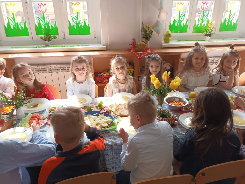 Przedszkolaki poznawały tradycje wielkanocne