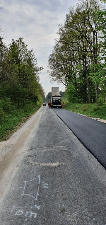 Trwa modernizacja drogi Strzelno - Wójcin