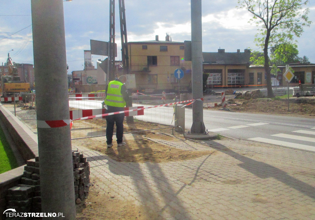 Fotorelacja z placu budowy rond w Strzelnie