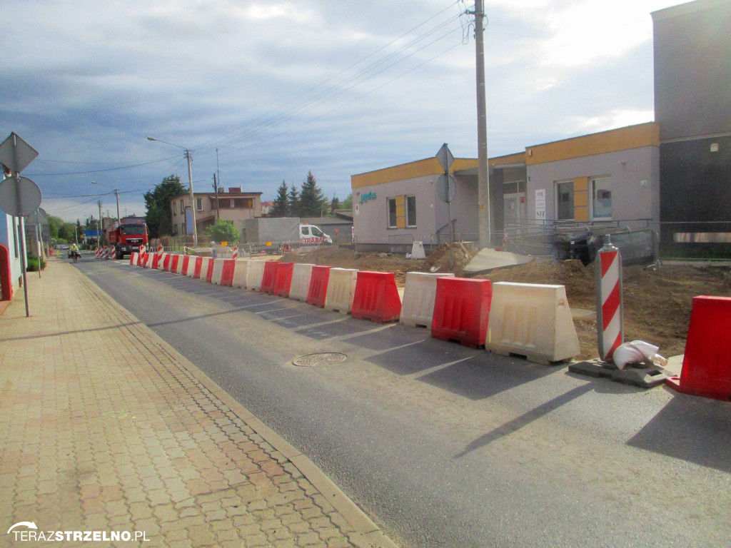 Fotorelacja z placu budowy rond w Strzelnie