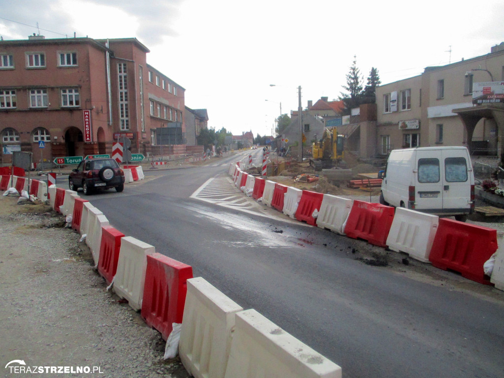 Fotorelacja z placu budowy rond w Strzelnie