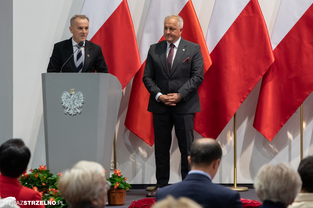 Panie z Mogilna i Strzelna nagrodzone medalami wojewody [FOTO]