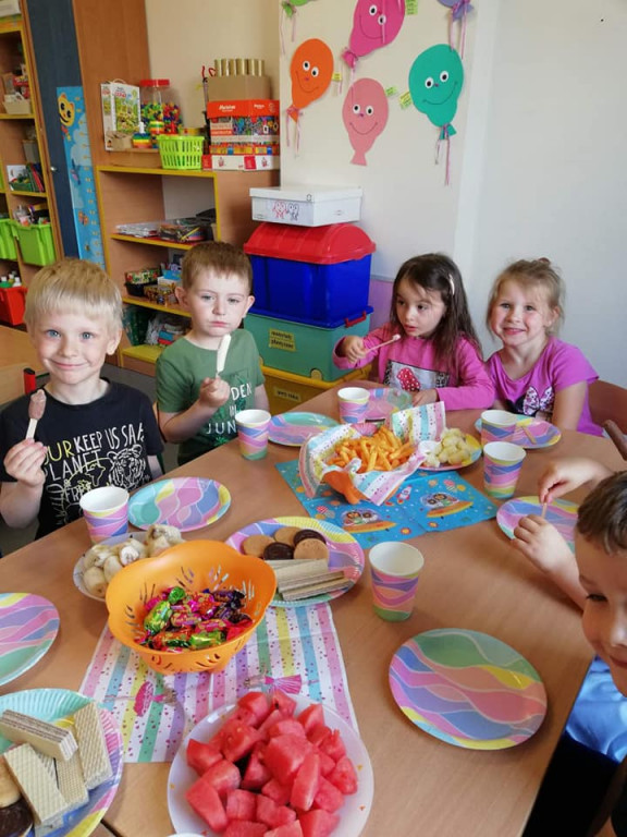 Dzień dziecka w strzeleńskich przedszkolach i szkołach