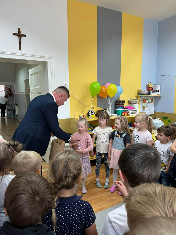 Dzień dziecka w strzeleńskich przedszkolach i szkołach