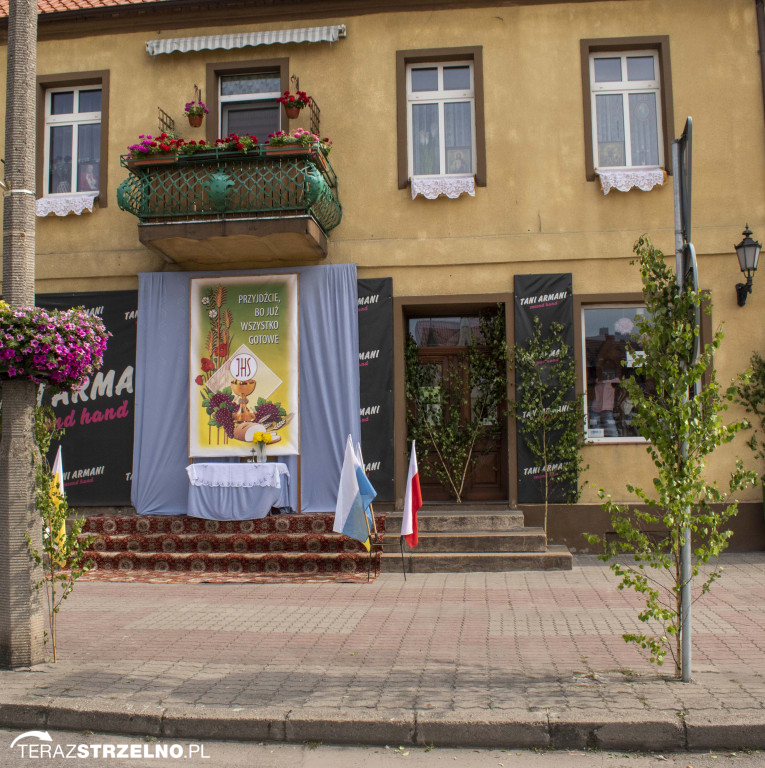 Ulicami Strzelna przeszła procesja Bożego Ciała - galeria