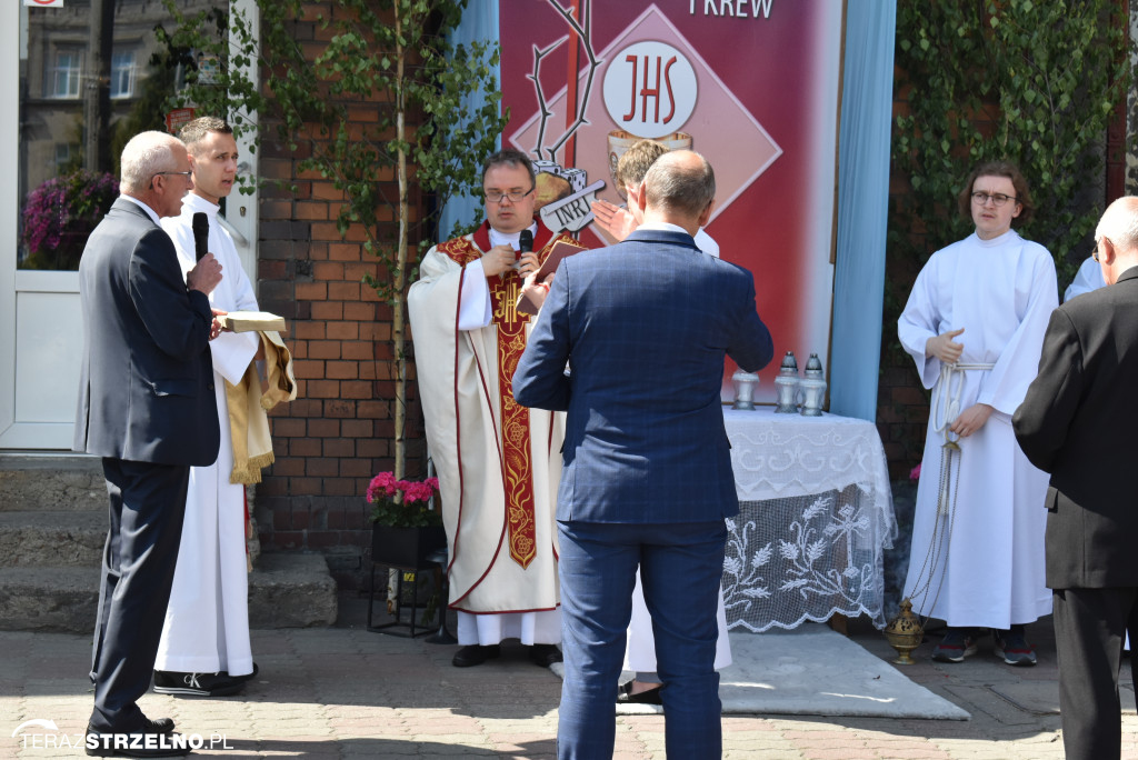Ulicami Strzelna przeszła procesja Bożego Ciała - galeria