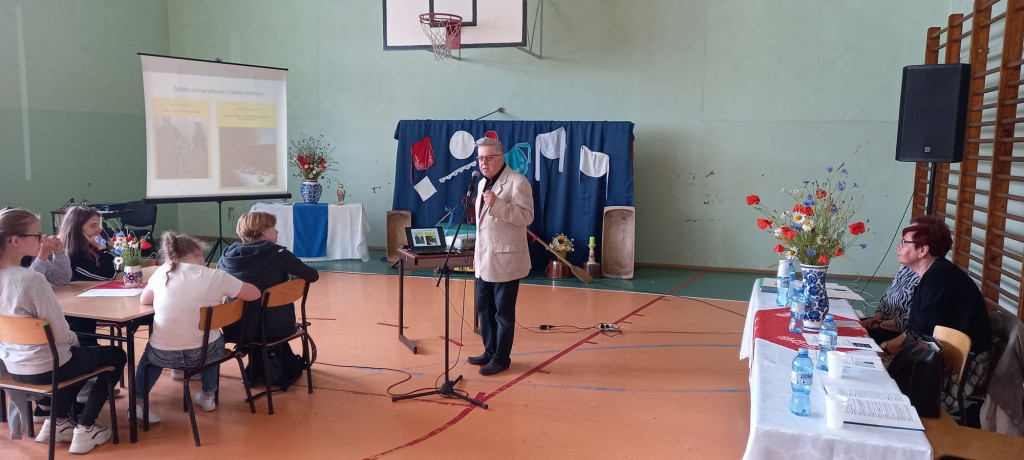 Warsztaty językowe w ZSP im. A. A. Michelsona w Strzelnie