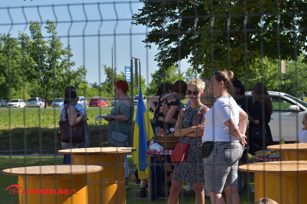 Radość dzieci z nowego placu zabaw - bezcenna