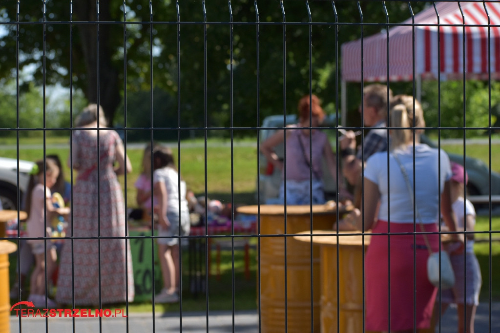 Radość dzieci z nowego placu zabaw - bezcenna