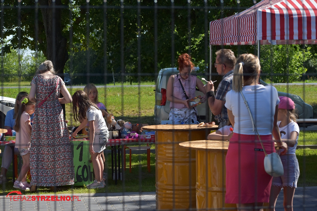 Radość dzieci z nowego placu zabaw - bezcenna