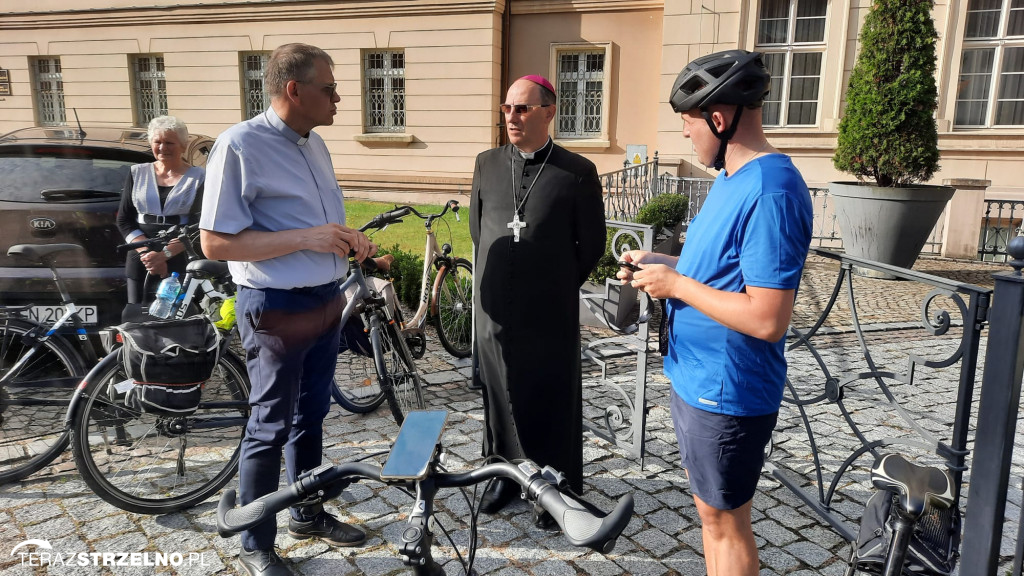 Pielgrzymki rowerowe już w drodze m.in. ze Strzelna [ZDJĘCIA]