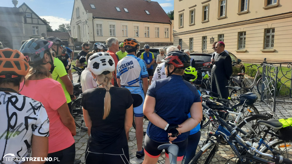 Pielgrzymki rowerowe już w drodze m.in. ze Strzelna [ZDJĘCIA]