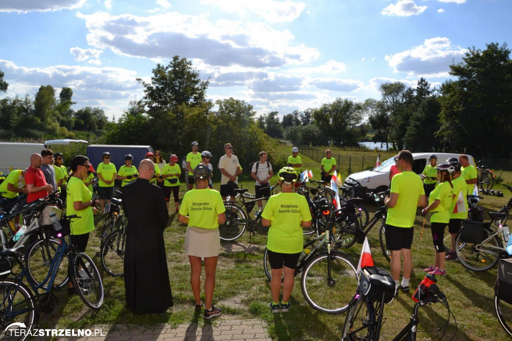 Pielgrzymki rowerowe już w drodze m.in. ze Strzelna [ZDJĘCIA]