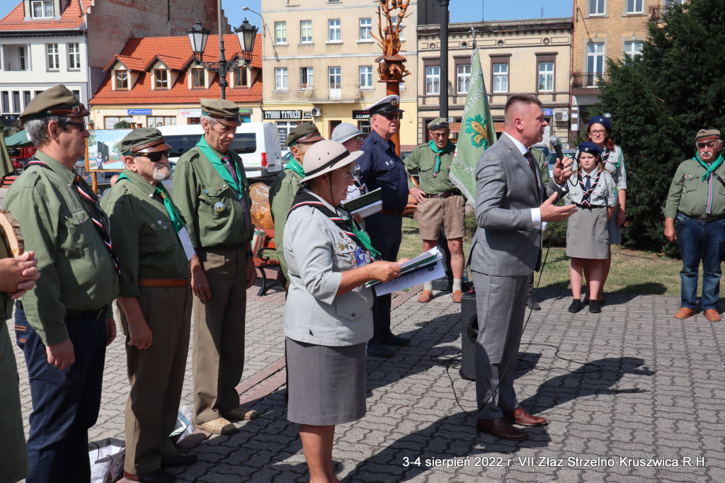 VII Harcerski Złaz Strzelno - Kruszwica. Starszyzna harcerska odwiedziła także Strzelno