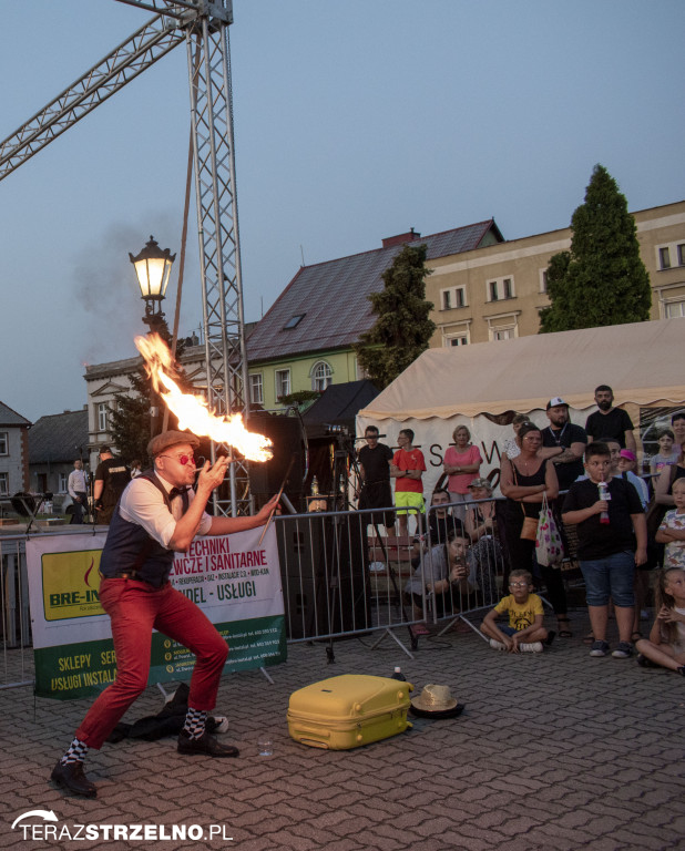 Wieczorne show na Festiwalu Czekolady - artyści zgromadzili tłumy na strzeleńskim Rynku, cz.I