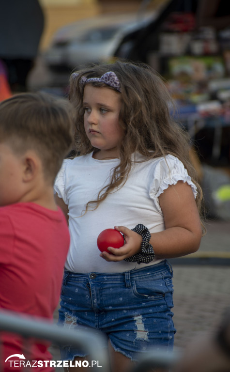 Wieczorne show na Festiwalu Czekolady - artyści zgromadzili tłumy na strzeleńskim Rynku, cz.I