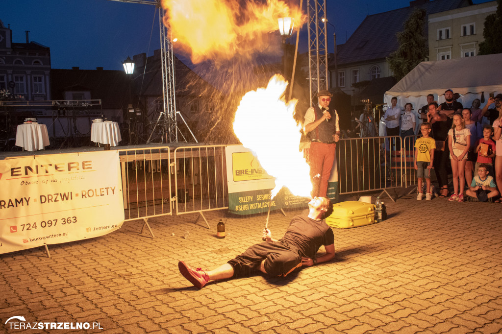 Wieczorne show na Festiwalu Czekolady - artyści zgromadzili tłumy na strzeleńskim Rynku, cz.I