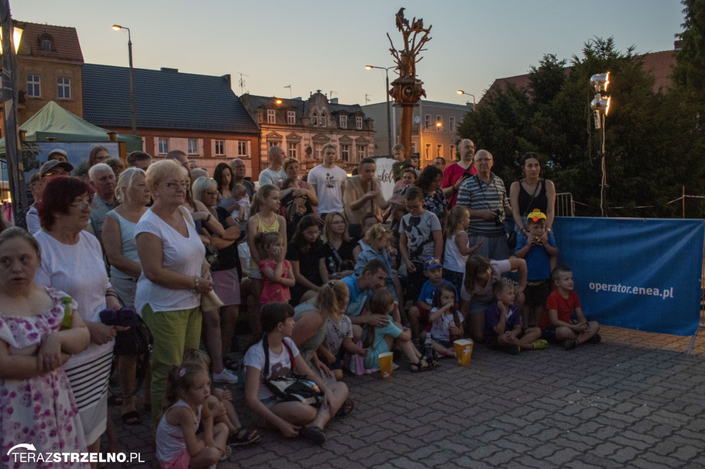 Wieczorne show na Festiwalu Czekolady - artyści zgromadzili tłumy na strzeleńskim Rynku, cz.I
