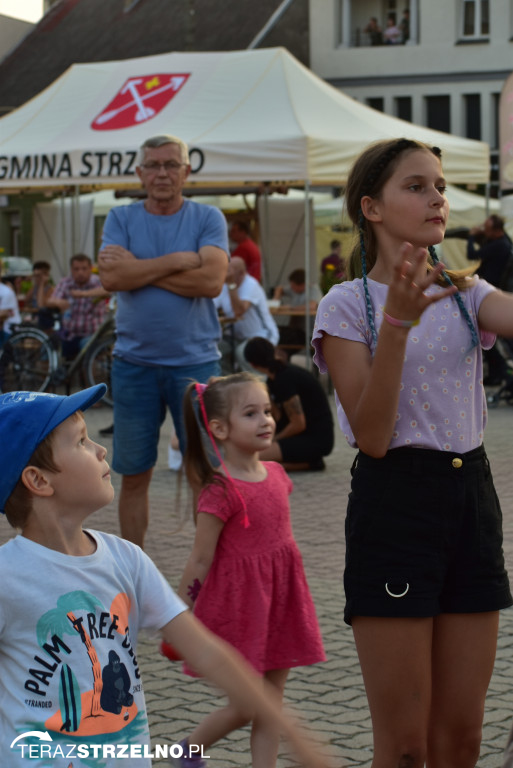 Wieczorne show na Festiwalu Czekolady - artyści zgromadzili tłumy na strzeleńskim Rynku, cz.I